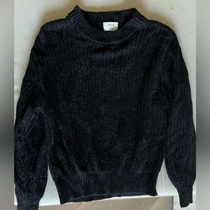 Wilfred Sweater (M, originally $198 + taxes)